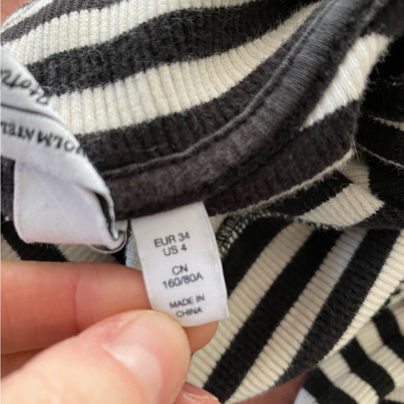 Stockholm Atelier & Other Stories Size 4 Trumpet Sleeve Turtleneck Striped Top - Picture 5 of 9